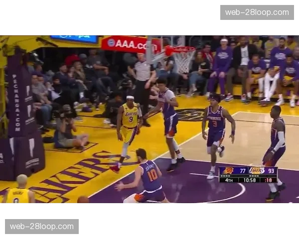 消息：法国篮球甲级联赛，ASVEL大胜摩纳哥，锁定常规赛榜首