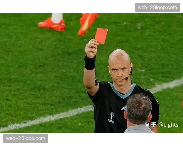 欧足联测试“即时战术反馈系统”，可在比赛中为教练提供防守阵型分析