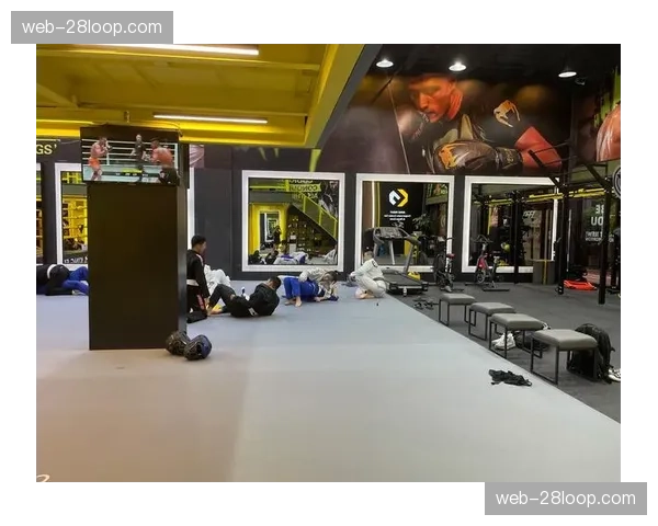 梅斯主场完成球场泛光照明升级，俱乐部称更均匀的光线有助于球员在快速转换中观察场地